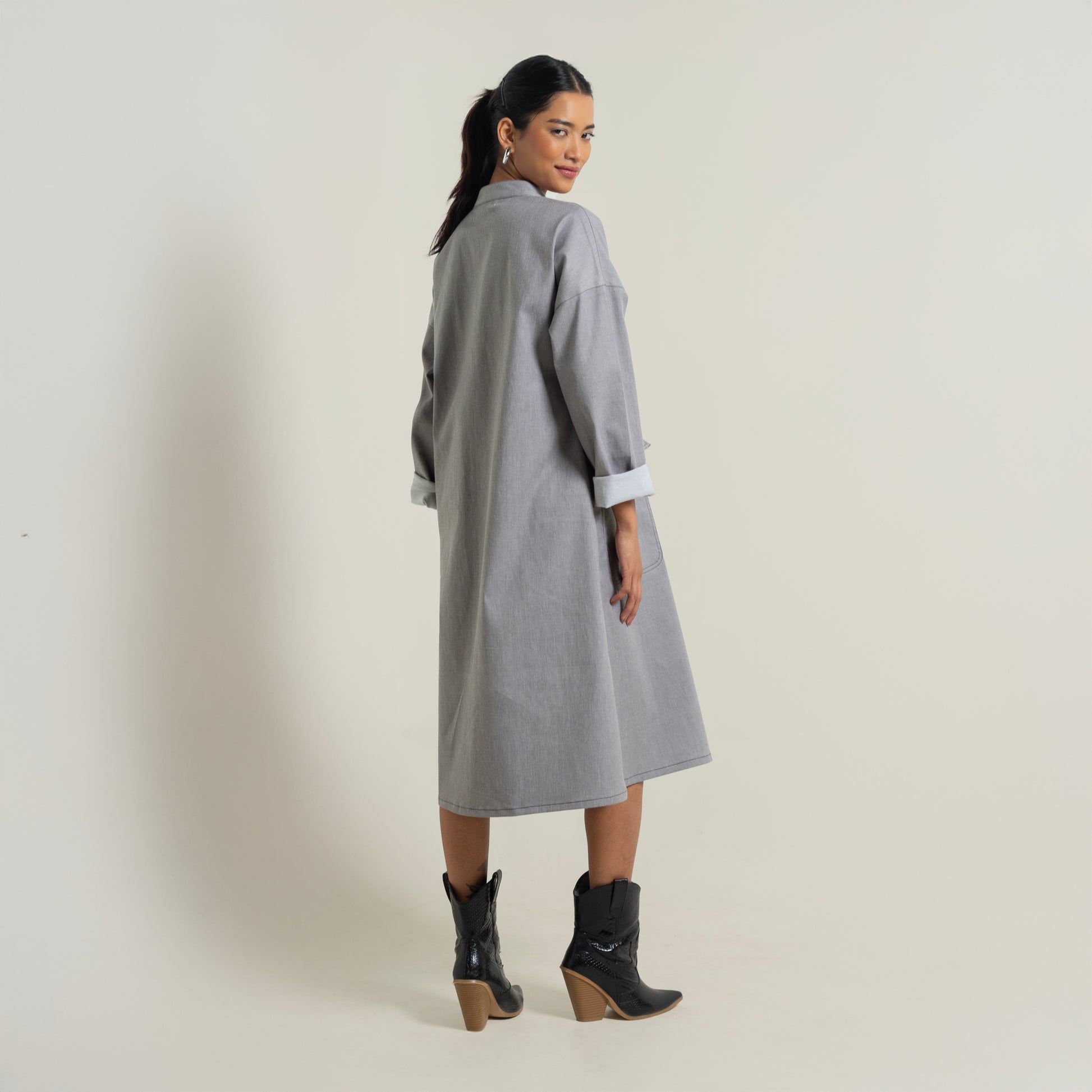 ONSKA ASH GREY UTILITY MIDI DENIM DRESS